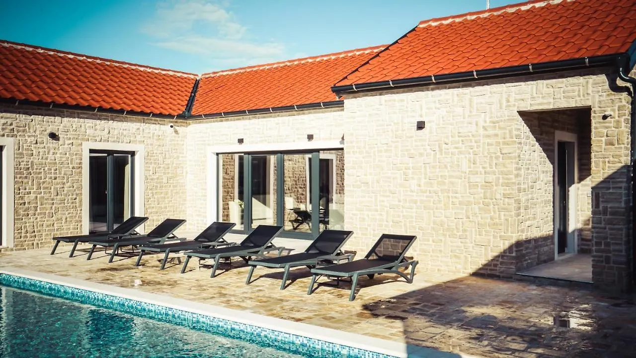 Luxury Villa Mala Privlaka  Croatia